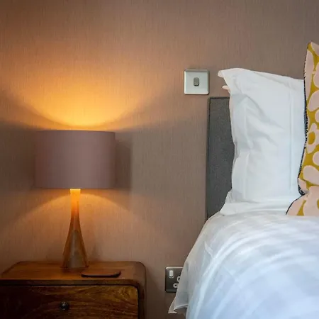 The Quadrant - The Larsen Apartment York