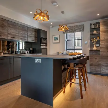 The Quadrant - The Larsen * York