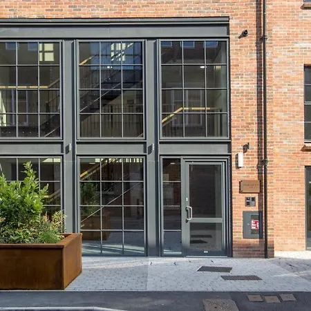 The Quadrant - The Larsen Apartment *