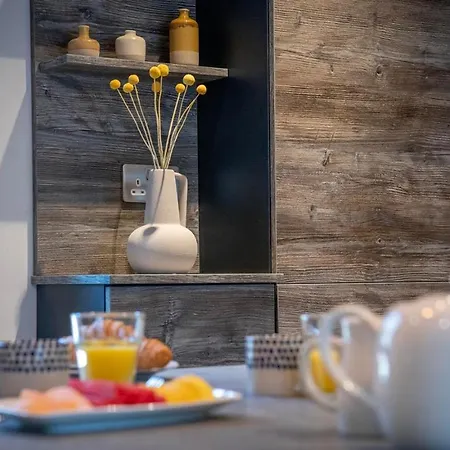 The Quadrant - The Larsen York